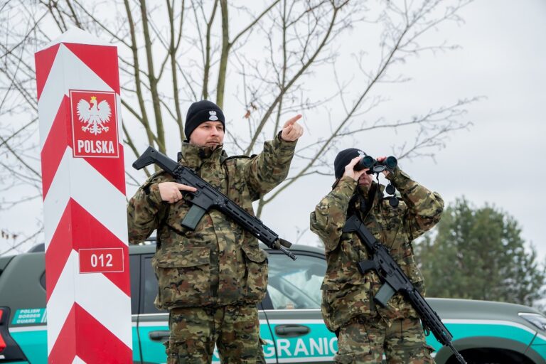 Obywatelka Armenii z fałszywymi dokumentami usiłowała wjechać do Polski